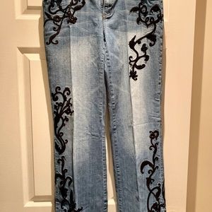 Stylish Embroidered Womens  10 R Noir style jeans